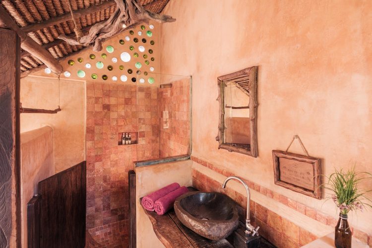 Gili Asahan Eco Lodge - Bale with private bathroom web1
